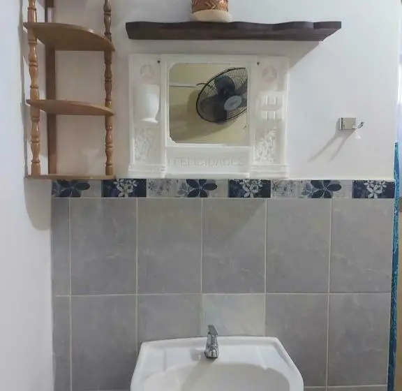 スタンダードシングルルーム, Amazon House Hostel