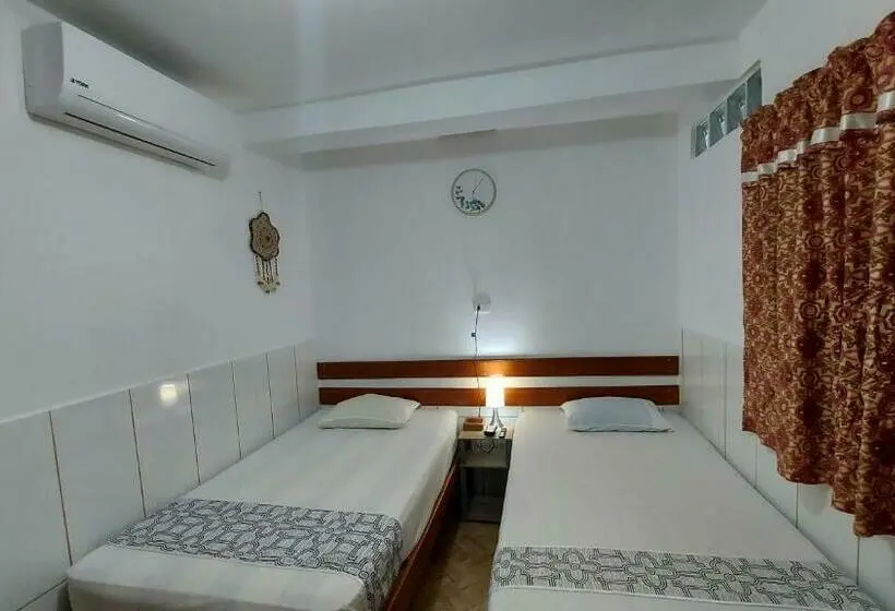 スタンダードルーム, Amazon House Hostel