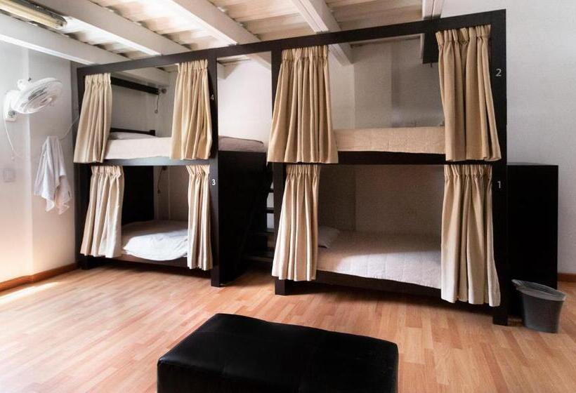 共用房间的床, Hostal Lleras Calle 8