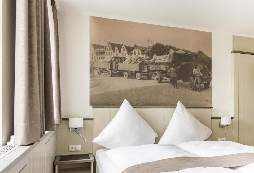 غرفة قياسية مزوَّدة بشُرفة, Klein Amsterdam