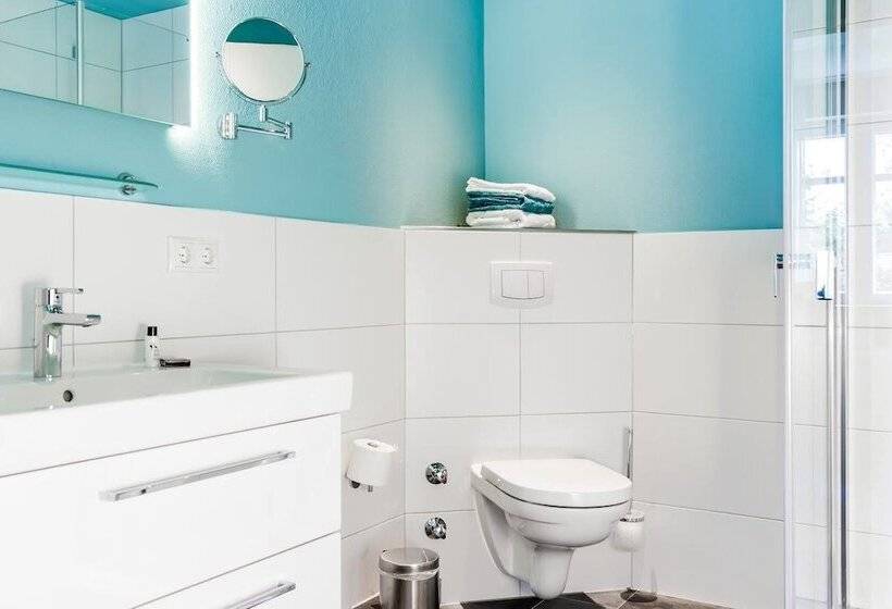 غرفة قياسية مزوَّدة بشُرفة, Klein Amsterdam