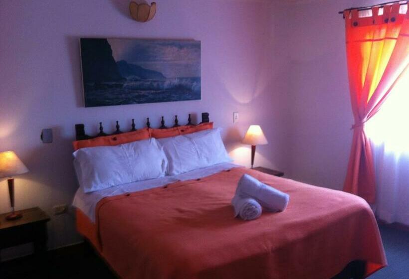 스탠다드 룸, Los Frayles