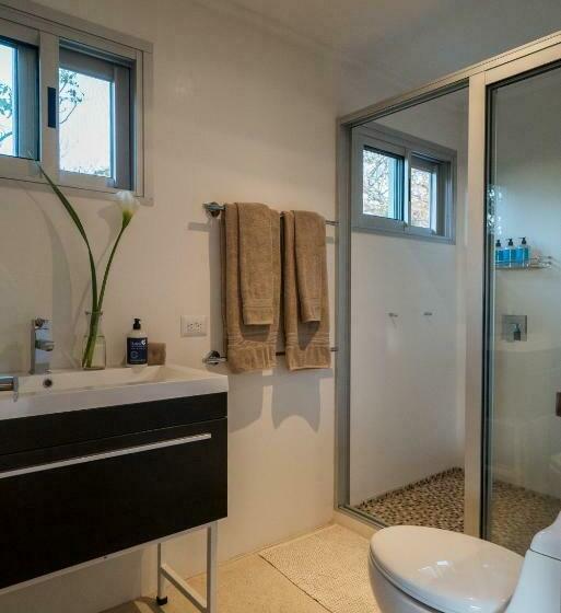 سوییت با چشم‌انداز دریا, Moana Surf Resort