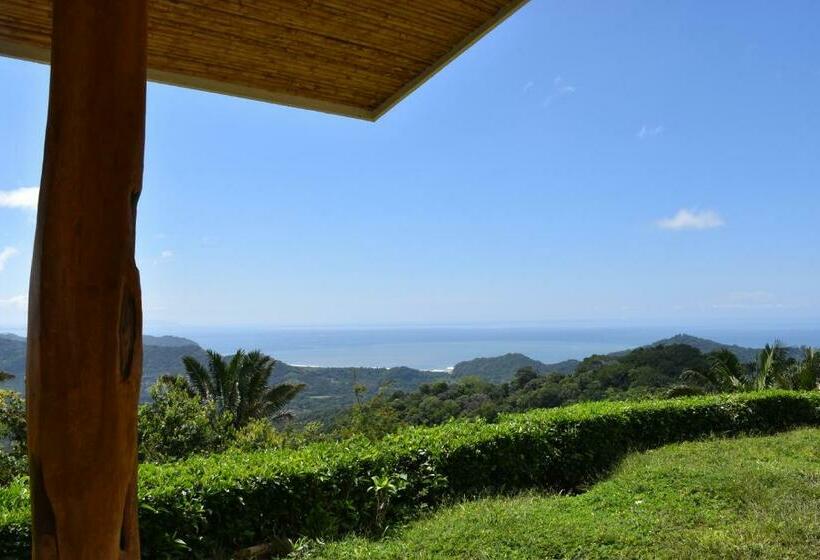 غرفة ديلوكس مطلّة علي البحر مزوَّدة بشُرفة, Peace & Lodge