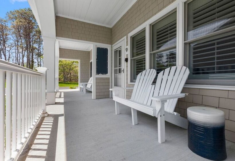 غرفة قياسية, Pelham On Earle