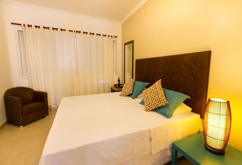 جناح, Pousada Villa Atlântica