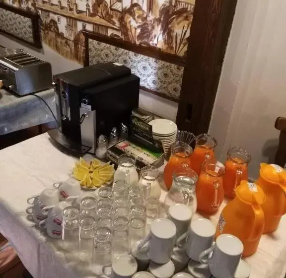 Standard Neljän Hengen Huone, Rodinný Hotel Myslivna