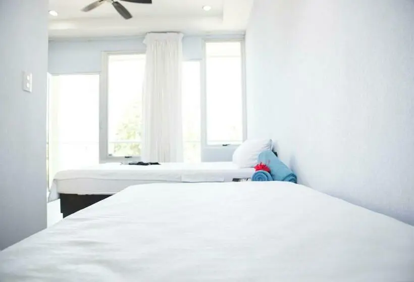 Deluxe-huone, Room2board Hostel And Surf School