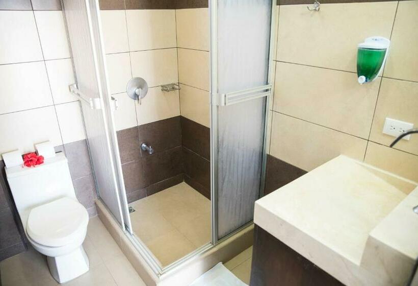 غرفة ديلوكس, Room2board Hostel And Surf School