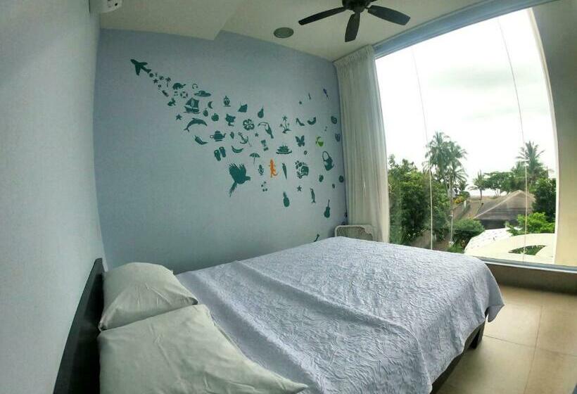 غرفة قياسية حمام مشترك, Room2board Hostel And Surf School