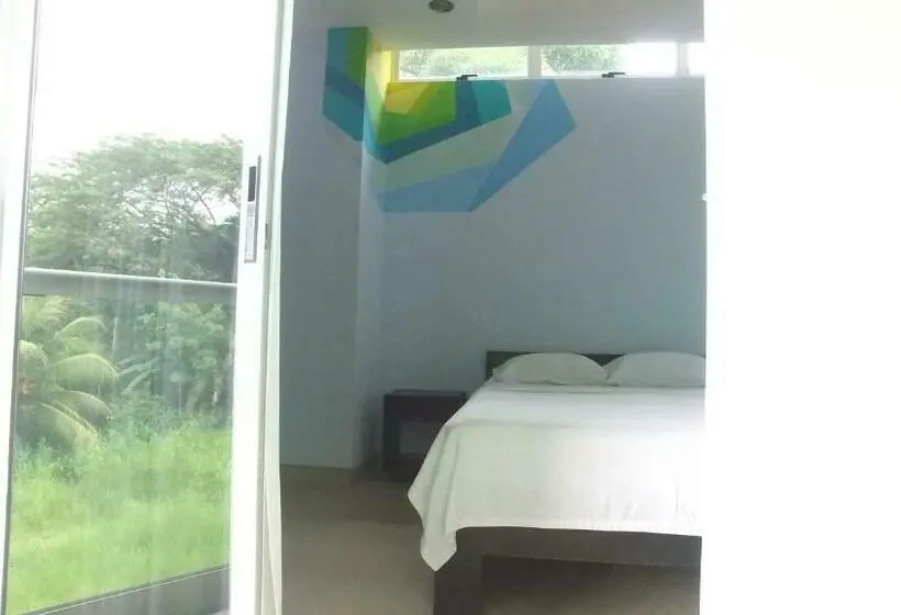 Standard-huone, Room2board Hostel And Surf School