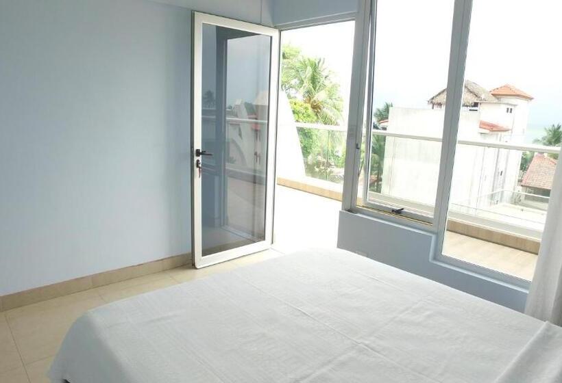 غرفة قياسية, Room2board Hostel And Surf School