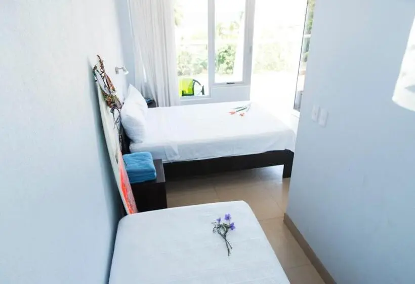 Deluxe-huone Merinäkymä, Room2board Hostel And Surf School