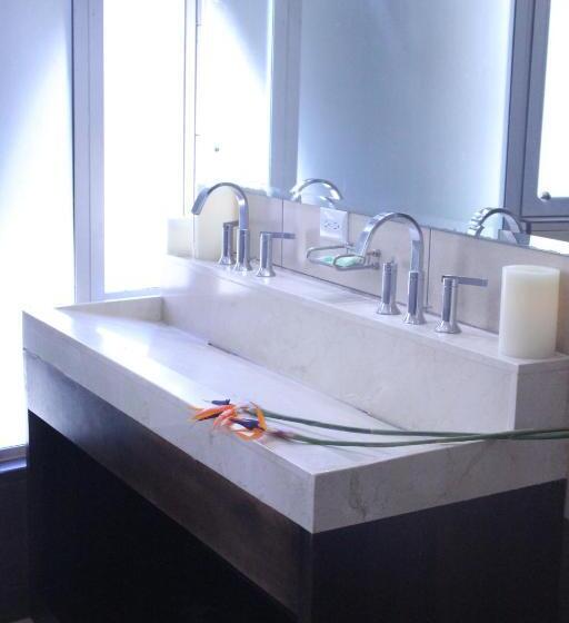 غرفة أساسية ثلاثية, Room2board Hostel And Surf School