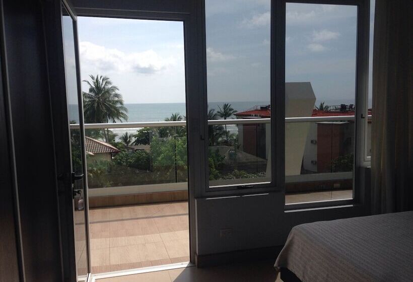 غرفة قياسية, Room2board Hostel And Surf School