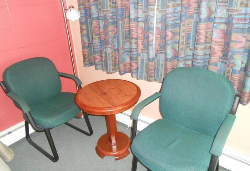 Номер Стандарт, Aquarius Motel