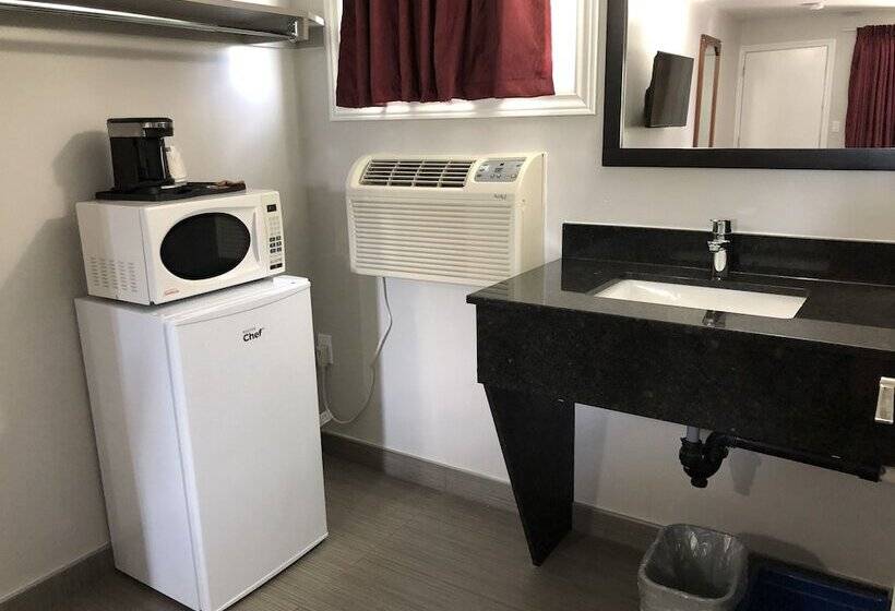 غرفه قياسيه سريرين مزدوجين, Aquarius Motel