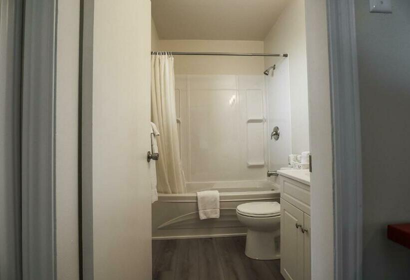 Номер Стандарт, Atlantic Motel