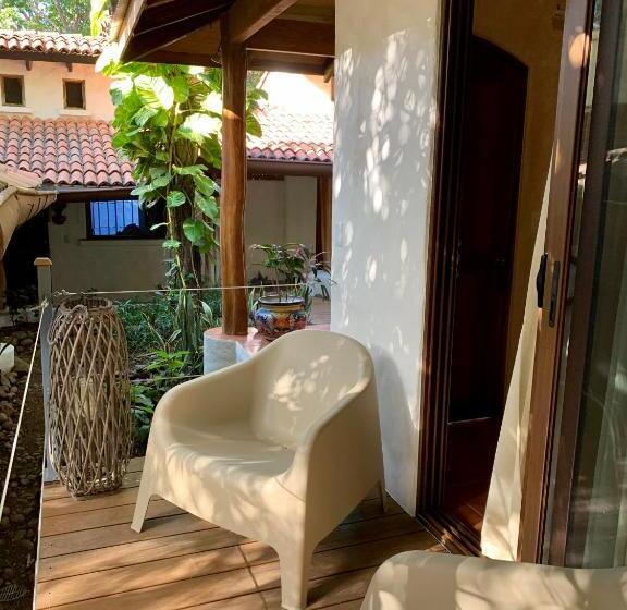 Полулюкс с Балконом, Sueno Del Mar Beachfront