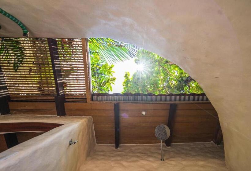 Полулюкс с Балконом, Sueno Del Mar Beachfront