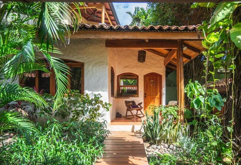 Полулюкс с Балконом, Sueno Del Mar Beachfront