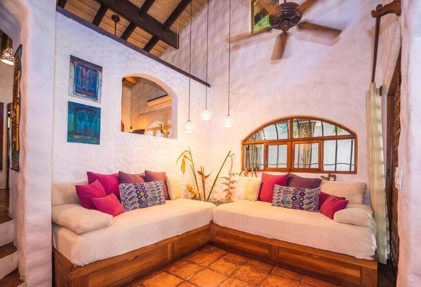 Апартаменты 1 Спальня, Sueno Del Mar Beachfront