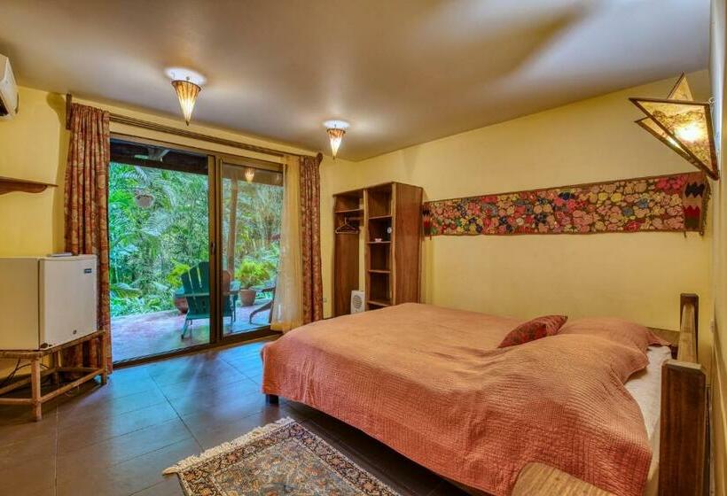 اتاق لوکس با چشمانداز دریا, Amor De Mar