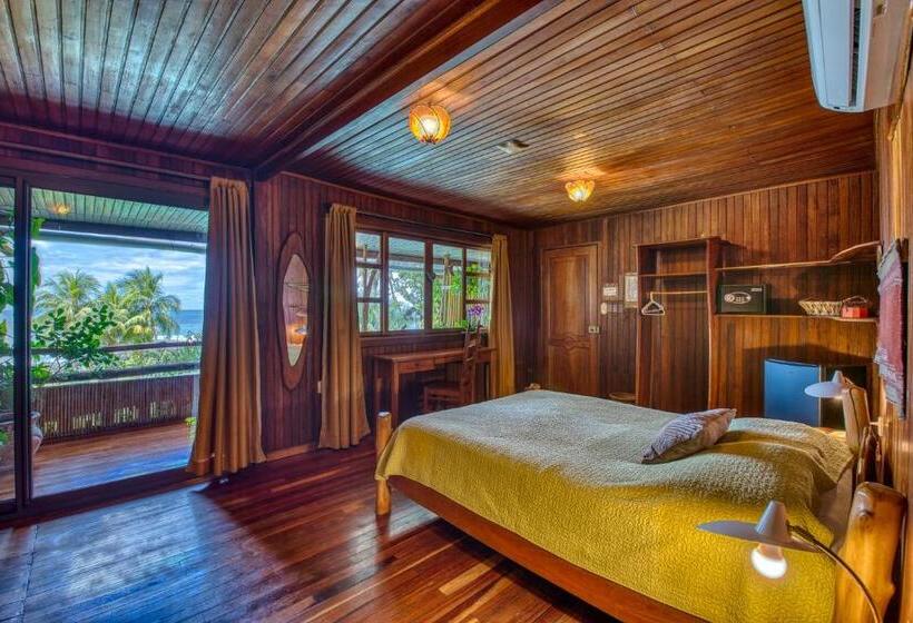 اتاق لوکس با بالکن و چشمانداز دریا, Amor De Mar