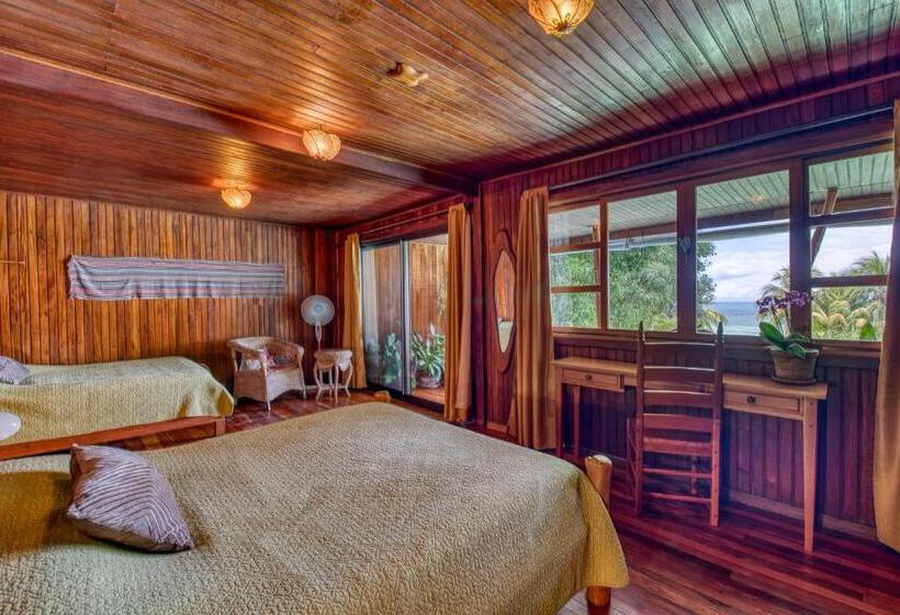 اتاق لوکس با بالکن و چشمانداز دریا, Amor De Mar