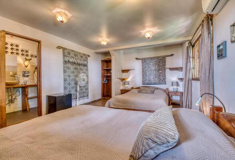 اتاق لوکس با چشمانداز دریا, Amor De Mar