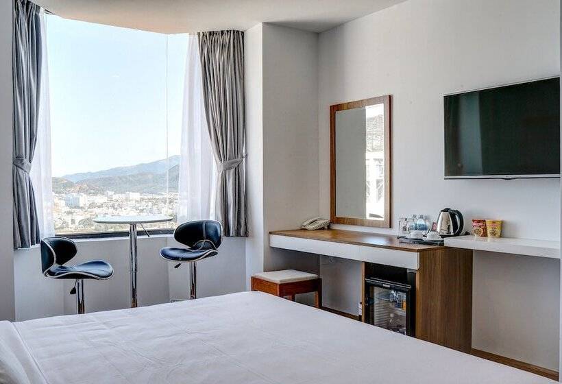 سوئیت کلاب, An Vista