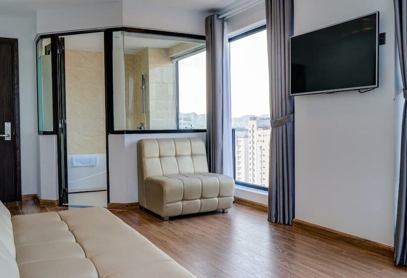 سوئیت کلاب, An Vista