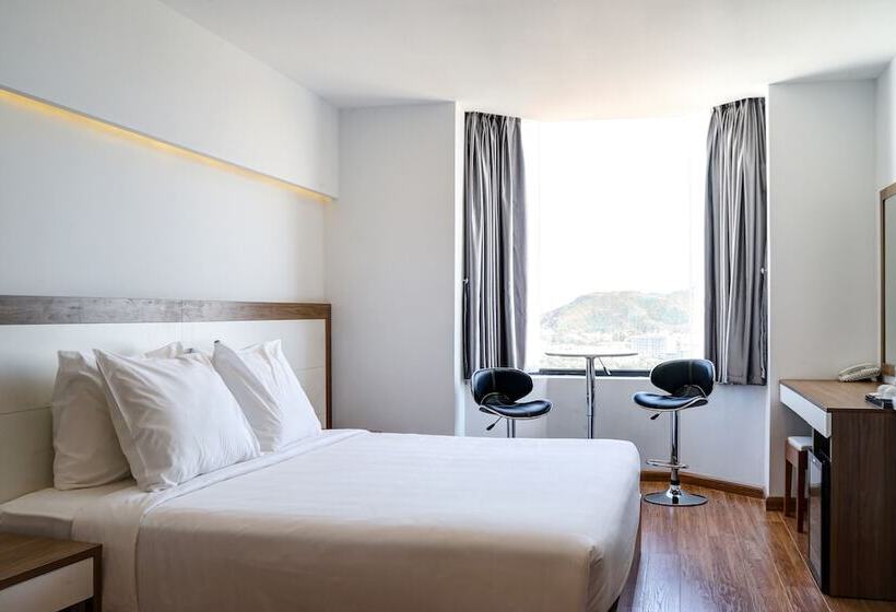 سوئیت کلاب, An Vista