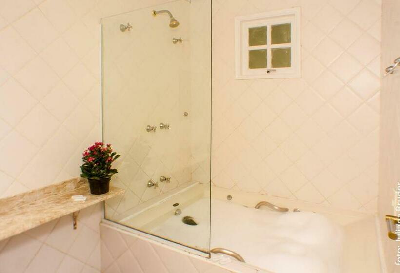Suíte com Hidromassagem, Arco Iris Chalés I
