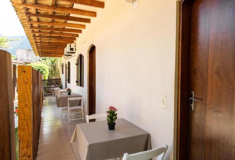 Quarto Economy, Arco Iris Chalés I