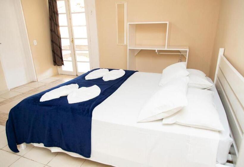 Apartamento 1 Dormitório com Sacada, Arco Iris Chalés I