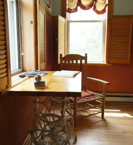 标准间, Auberge De La Gare, Station Soberlab