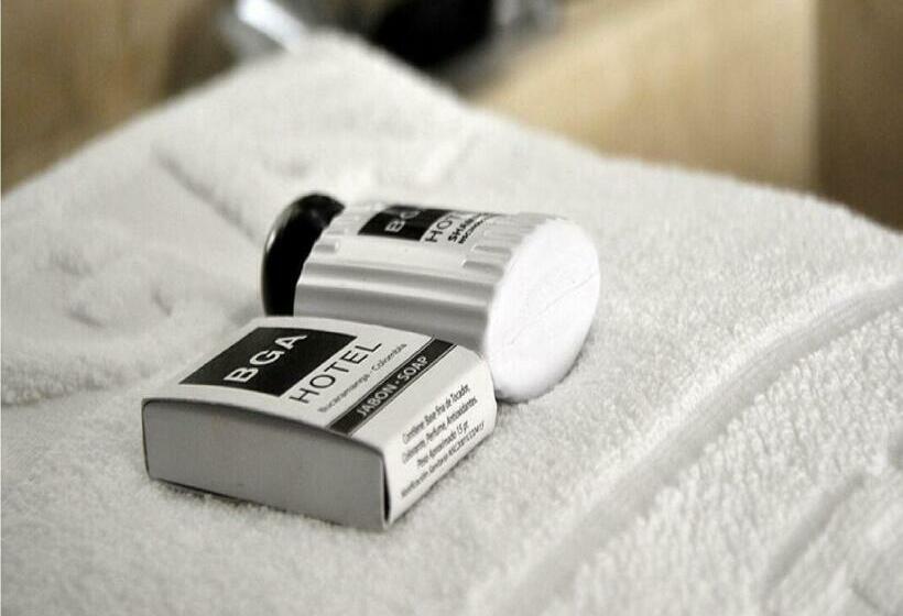 חדר סטנדרט לשלושה, Bga