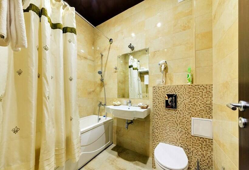 스탠다드 스튜디오, Black Sea