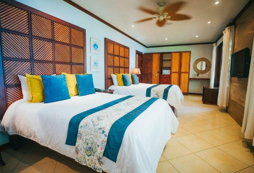 جناح, Bosque Del Mar Playa Hermosa