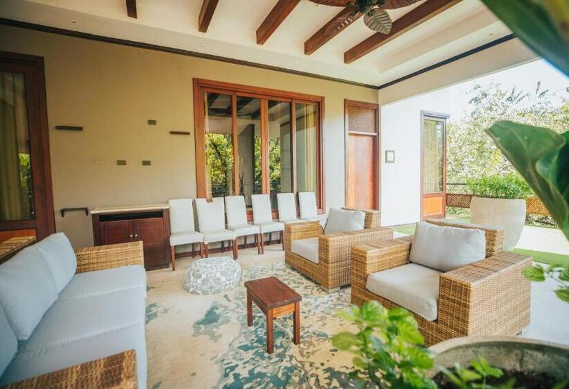 جناح مزود بتراس, Bosque Del Mar Playa Hermosa