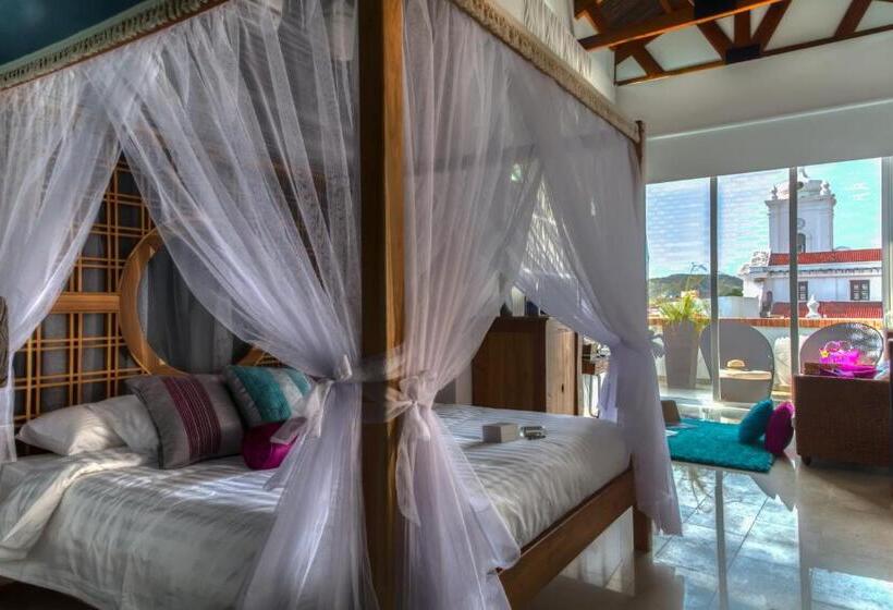 סוויטה, Casa De Leda, A Kali