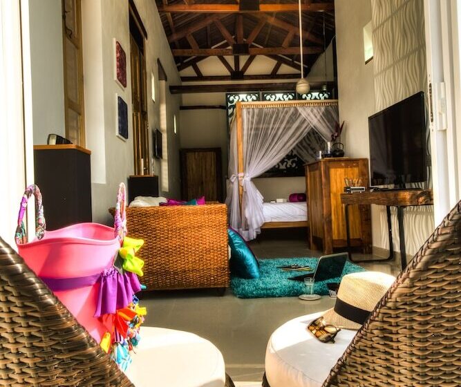 סוויטה, Casa De Leda, A Kali