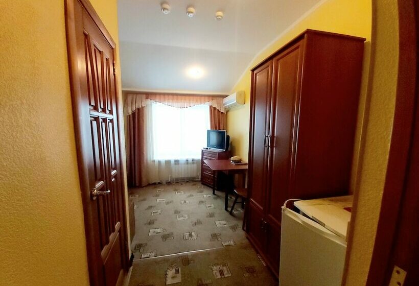 スタンダードルーム, Domik V Samare