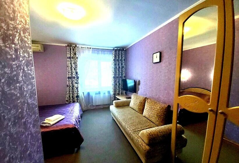 スーペリアールーム, Domik V Samare