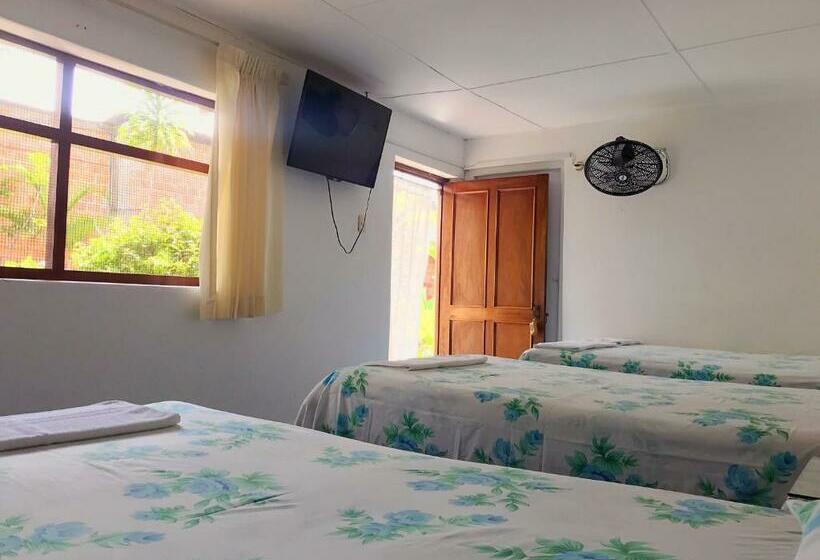 חדר סטנדרט לשלושה, El Mirador