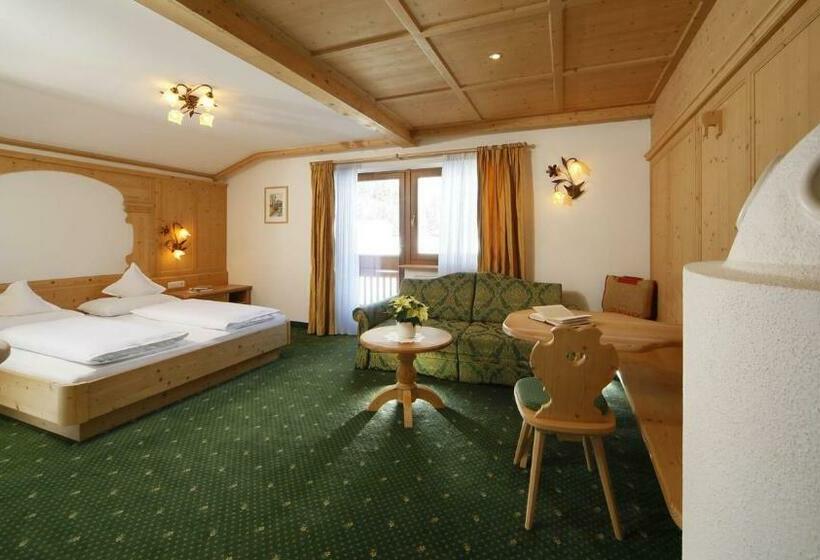 סוויטת ג'וניור עם מרפסת, Erlebnisort Gassenhof