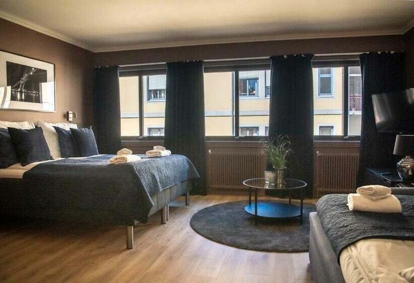 غرفة عائلية, Fredrikstad