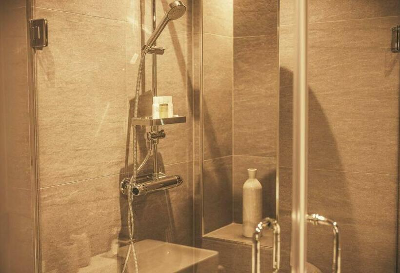 جناح جونيور, Fredrikstad