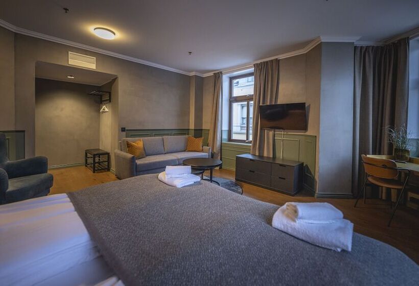 غرفة عائلية, Fredrikstad